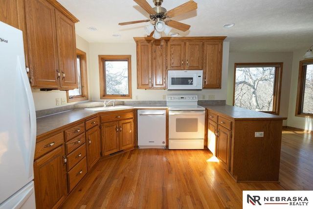 19716 Ewel Court, Plattsmouth, NE 68048