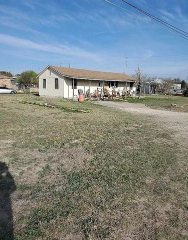 101 N Third Street, Mertzon, TX 76941