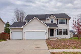 1003 10th Avenue SE, Altoona, IA 50009
