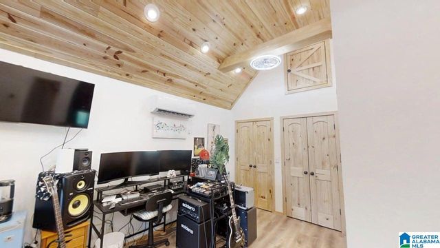 52 COUNTY ROAD 2035, Crane Hill, AL 35053