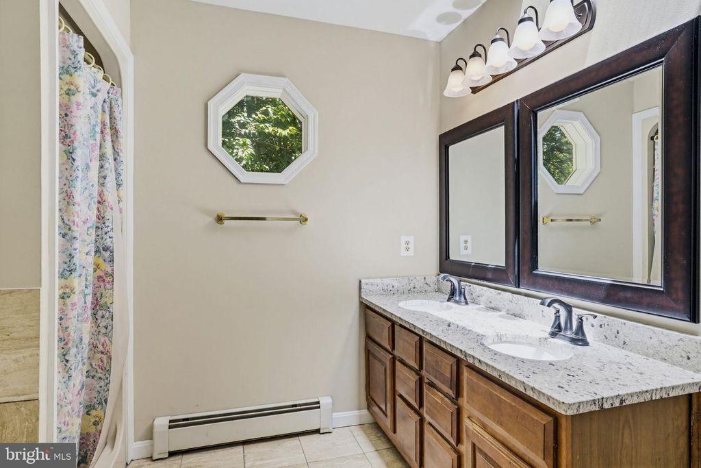 Image 32 of property listing at 10707 WARD RD, Dunkirk, MD 20754