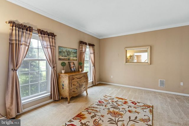 30 BRISTOL LN, Newark, DE 19711