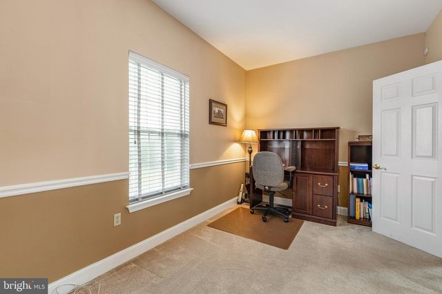 30 BRISTOL LN, Newark, DE 19711