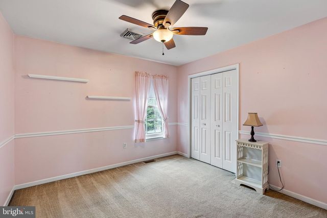 30 BRISTOL LN, Newark, DE 19711