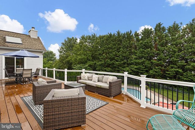 30 BRISTOL LN, Newark, DE 19711