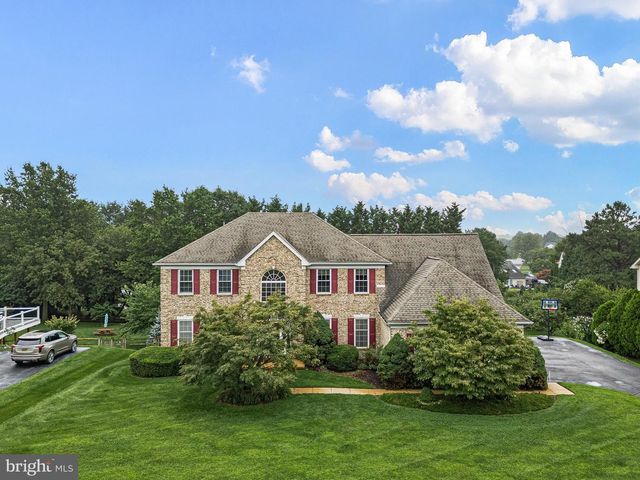 30 BRISTOL LN, Newark, DE 19711