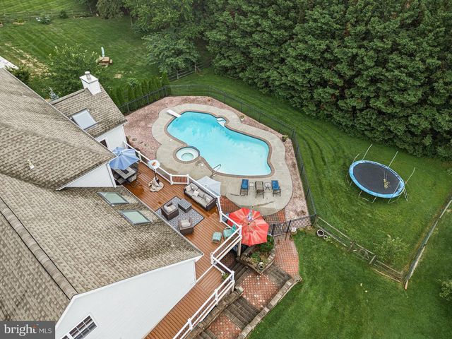 30 BRISTOL LN, Newark, DE 19711