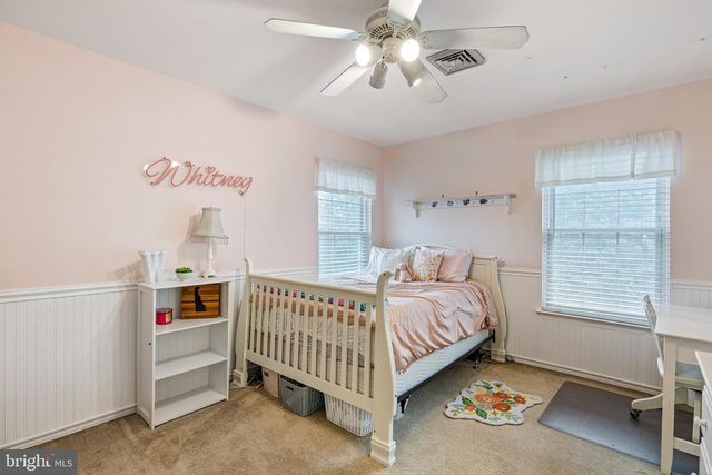 30 BRISTOL LN, Newark, DE 19711