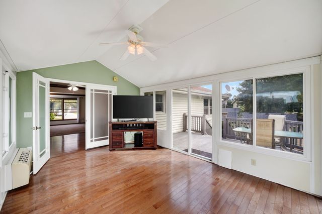 303 2nd Street NW, Bondurant, IA 50035