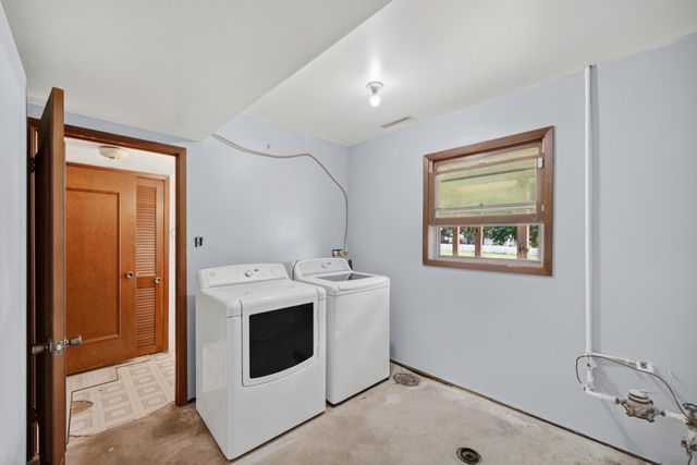 303 2nd Street NW, Bondurant, IA 50035