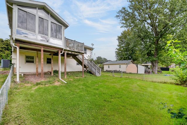 303 2nd Street NW, Bondurant, IA 50035