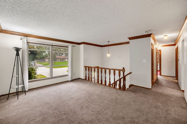 303 2nd Street NW, Bondurant, IA 50035