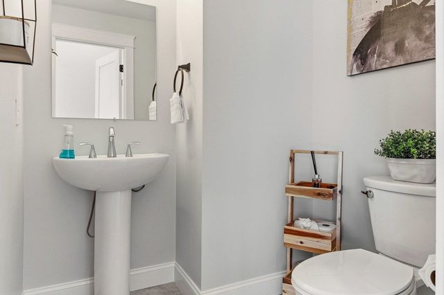 30 Cate St Unit 23, Portsmouth, NH 03801