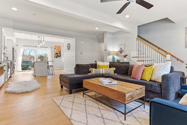 30 Cate St Unit 23, Portsmouth, NH 03801