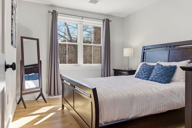 30 Cate St Unit 23, Portsmouth, NH 03801