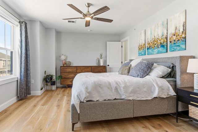 30 Cate St Unit 23, Portsmouth, NH 03801