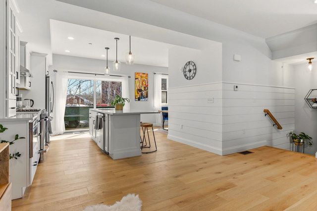 30 Cate St Unit 23, Portsmouth, NH 03801