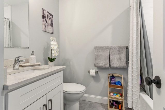 30 Cate St Unit 23, Portsmouth, NH 03801