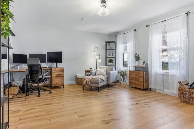 30 Cate St Unit 23, Portsmouth, NH 03801
