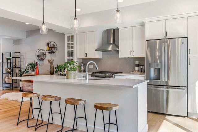 30 Cate St Unit 23, Portsmouth, NH 03801