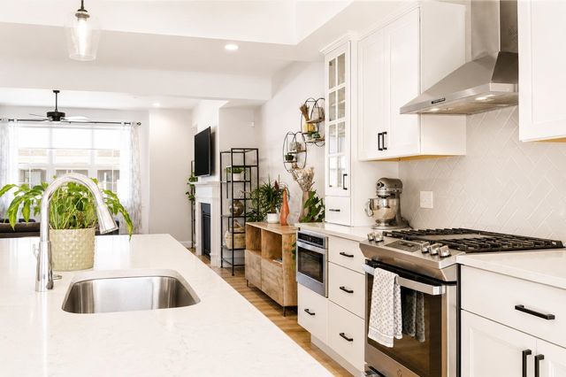 30 Cate St Unit 23, Portsmouth, NH 03801