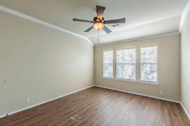 106 Bison Meadow Drive, Waxahachie, TX 75165