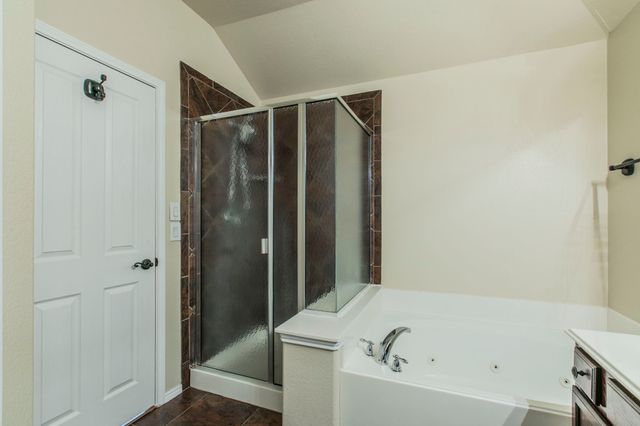 106 Bison Meadow Drive, Waxahachie, TX 75165