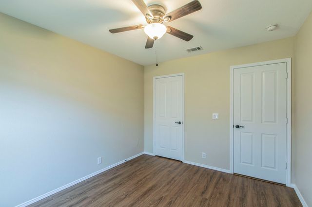 106 Bison Meadow Drive, Waxahachie, TX 75165