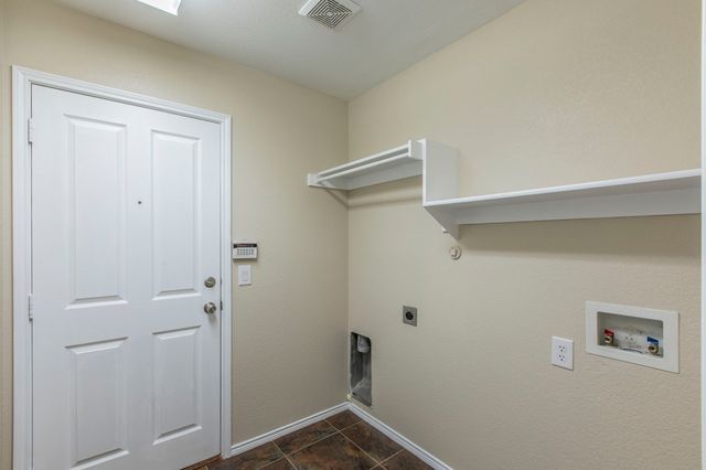 106 Bison Meadow Drive, Waxahachie, TX 75165