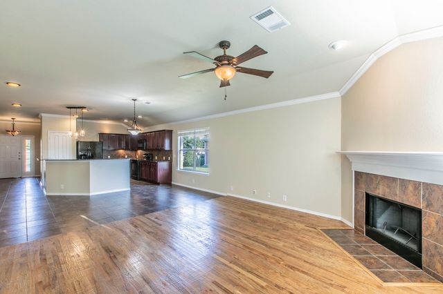 106 Bison Meadow Drive, Waxahachie, TX 75165