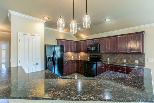 106 Bison Meadow Drive, Waxahachie, TX 75165