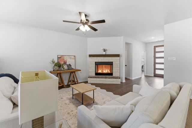 9013 County Road 623, Blue Ridge, TX 75424