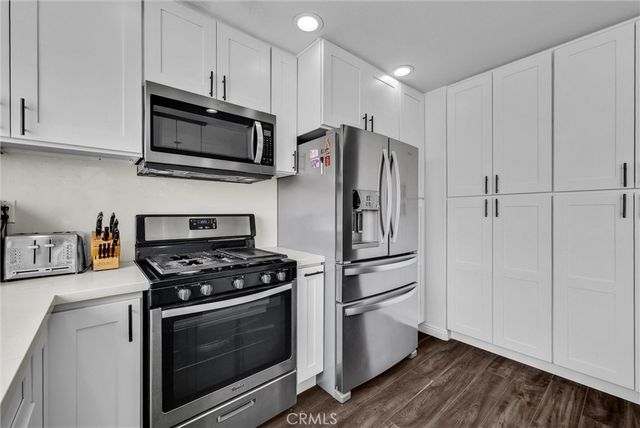 2097 San Antonio Drive, Corona, CA 92882