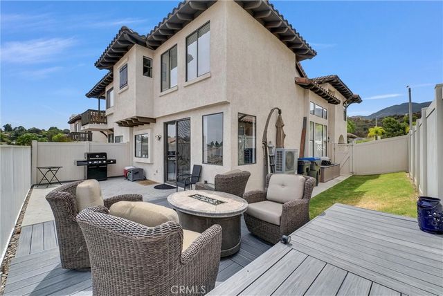 2097 San Antonio Drive, Corona, CA 92882