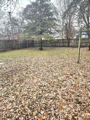 1040 Jennette Avenue NW, Grand Rapids, MI 49504