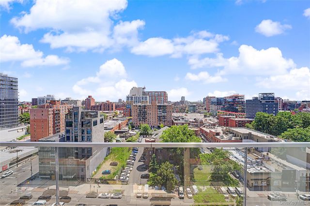 35-32 Leavitt Street 12B, Flushing, NY 11354