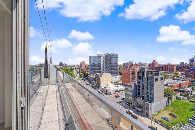 35-32 Leavitt Street 12B, Flushing, NY 11354