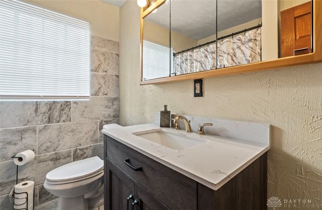 2800 Cornell Drive, Dayton, OH 45406