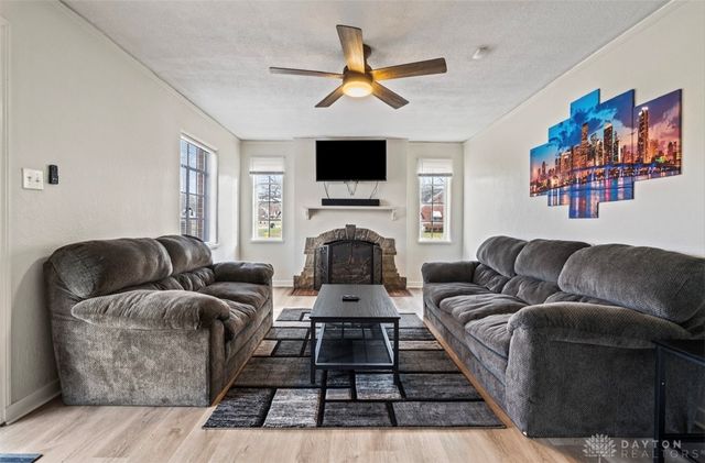 2800 Cornell Drive, Dayton, OH 45406