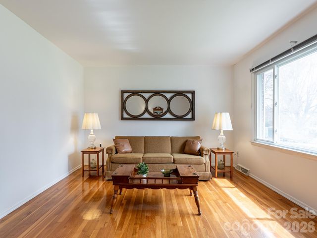 56 Skyview Terrace, Asheville, NC 28806