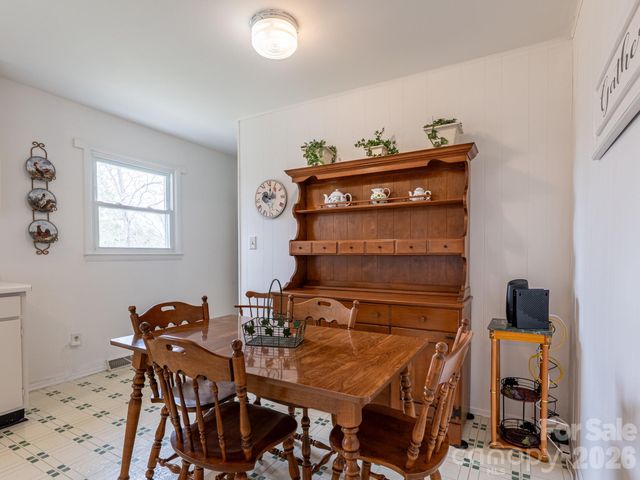 56 Skyview Terrace, Asheville, NC 28806