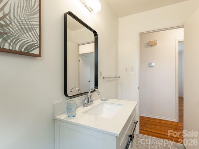 56 Skyview Terrace, Asheville, NC 28806