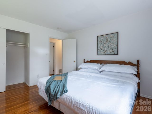 56 Skyview Terrace, Asheville, NC 28806