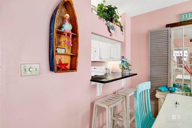 1027 W Beach Boulevard 112, Gulf Shores, AL 36542