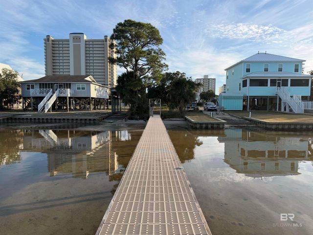 1027 W Beach Boulevard 112, Gulf Shores, AL 36542