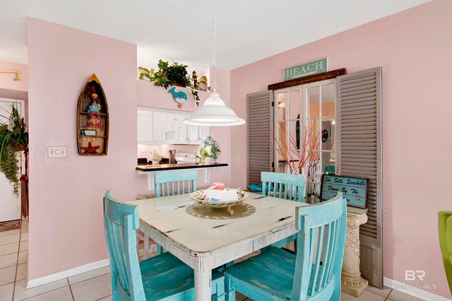 1027 W Beach Boulevard 112, Gulf Shores, AL 36542