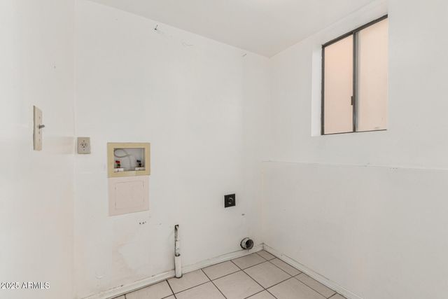 547 N MAPLE Street, Chandler, AZ 85226