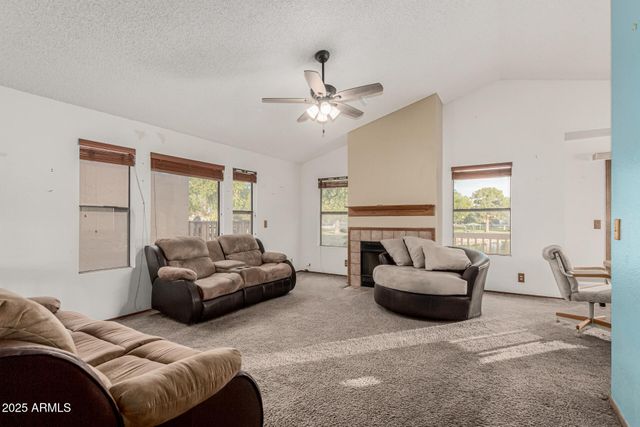 547 N MAPLE Street, Chandler, AZ 85226