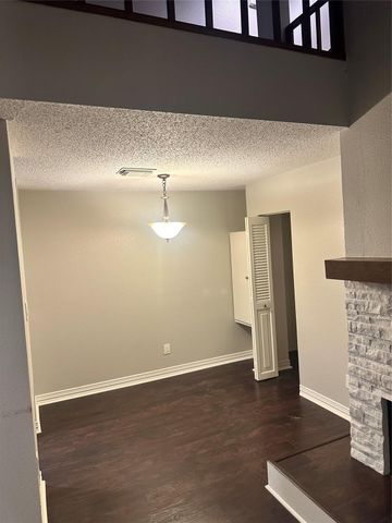3662 Ocee Street, Houston, TX 77063