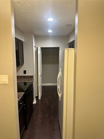 3662 Ocee Street, Houston, TX 77063